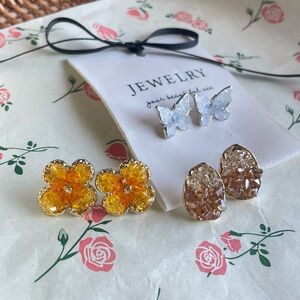 925 Sterling Silver Stud Earrings – Elegant and Sparkling Glass Design